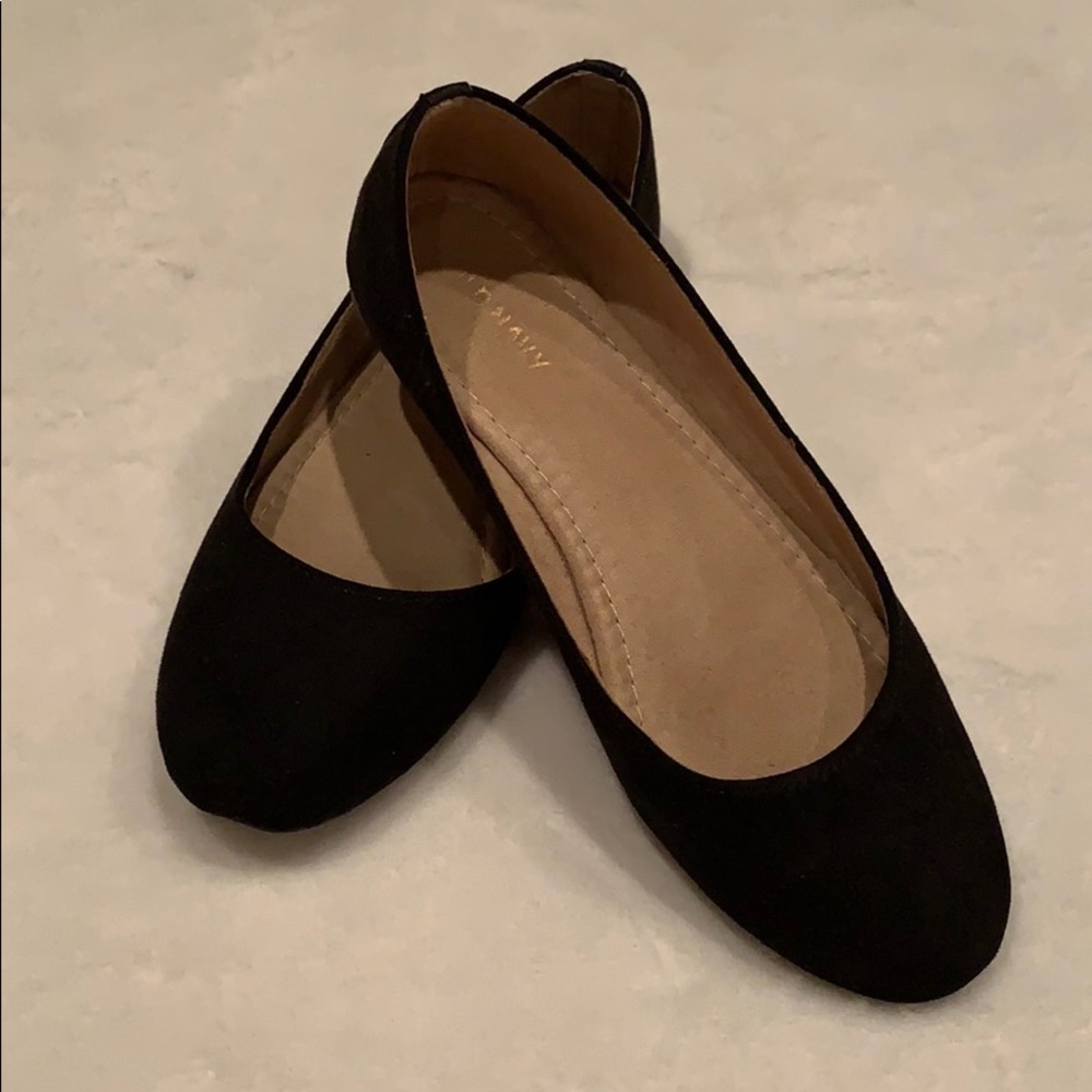 Black Old Navy Flats Size 6 Women’s